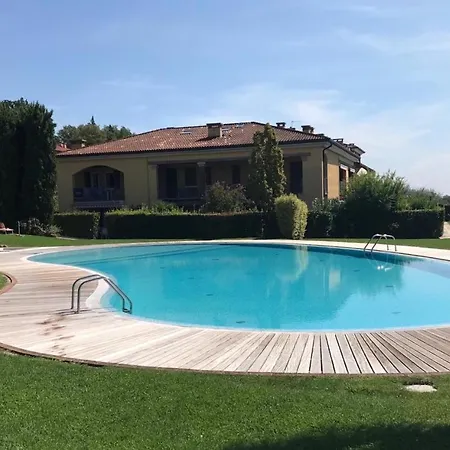 And Pool Apartment *